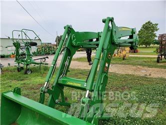 John Deere 620R 曳引機