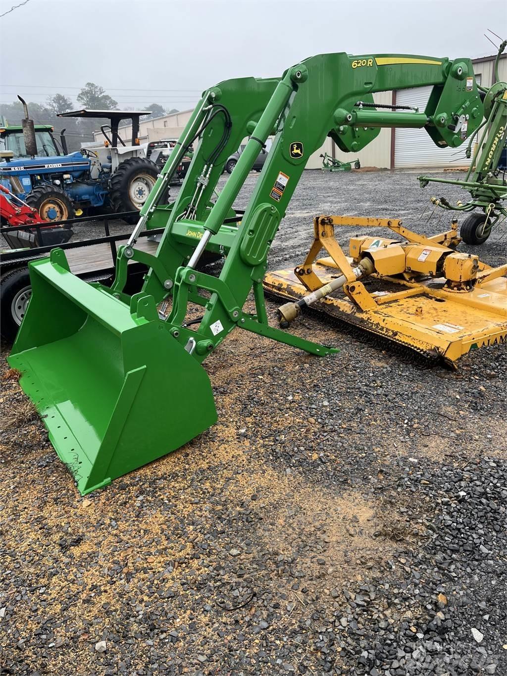 John Deere 620R 曳引機