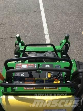 John Deere 648R 騎乘式割草機