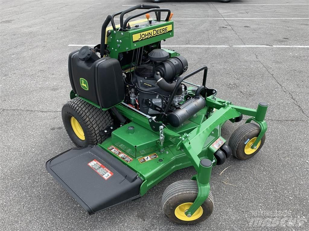 John Deere 652R 騎乘式割草機