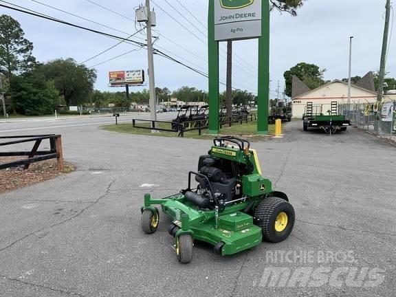 John Deere 652R 騎乘式割草機