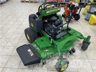 John Deere 661R 騎乘式割草機