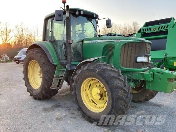 John Deere 6820 曳引機
