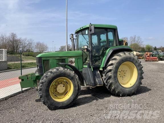 John Deere 6910 曳引機