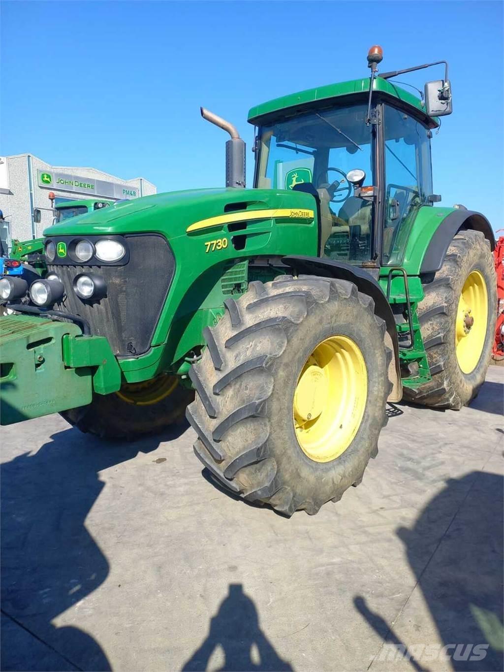 John Deere 7820 曳引機