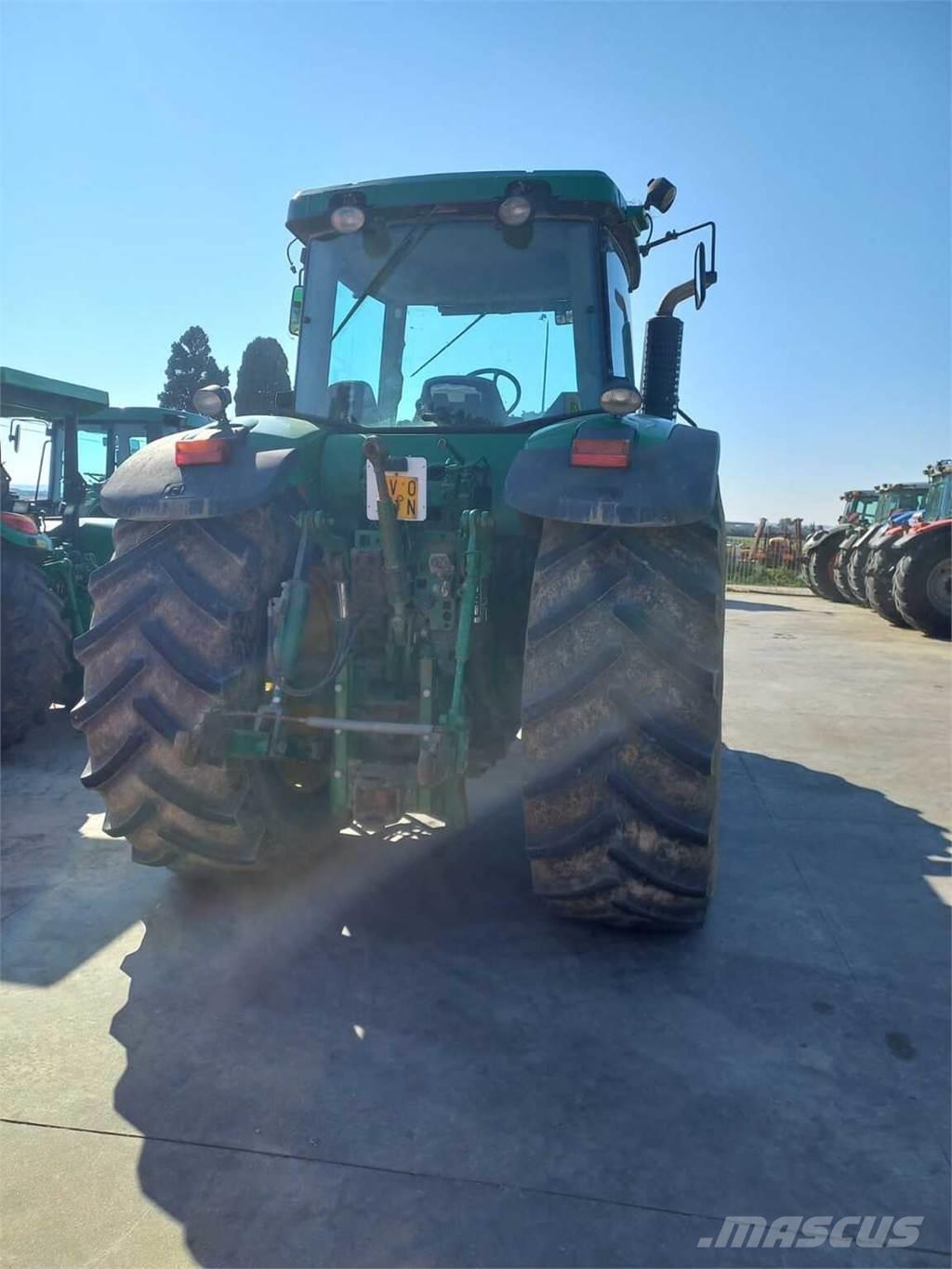 John Deere 7820 曳引機