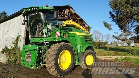 John Deere 8400 牧草收穫機