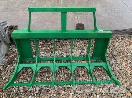 John Deere CR50 兩爪吊夾
