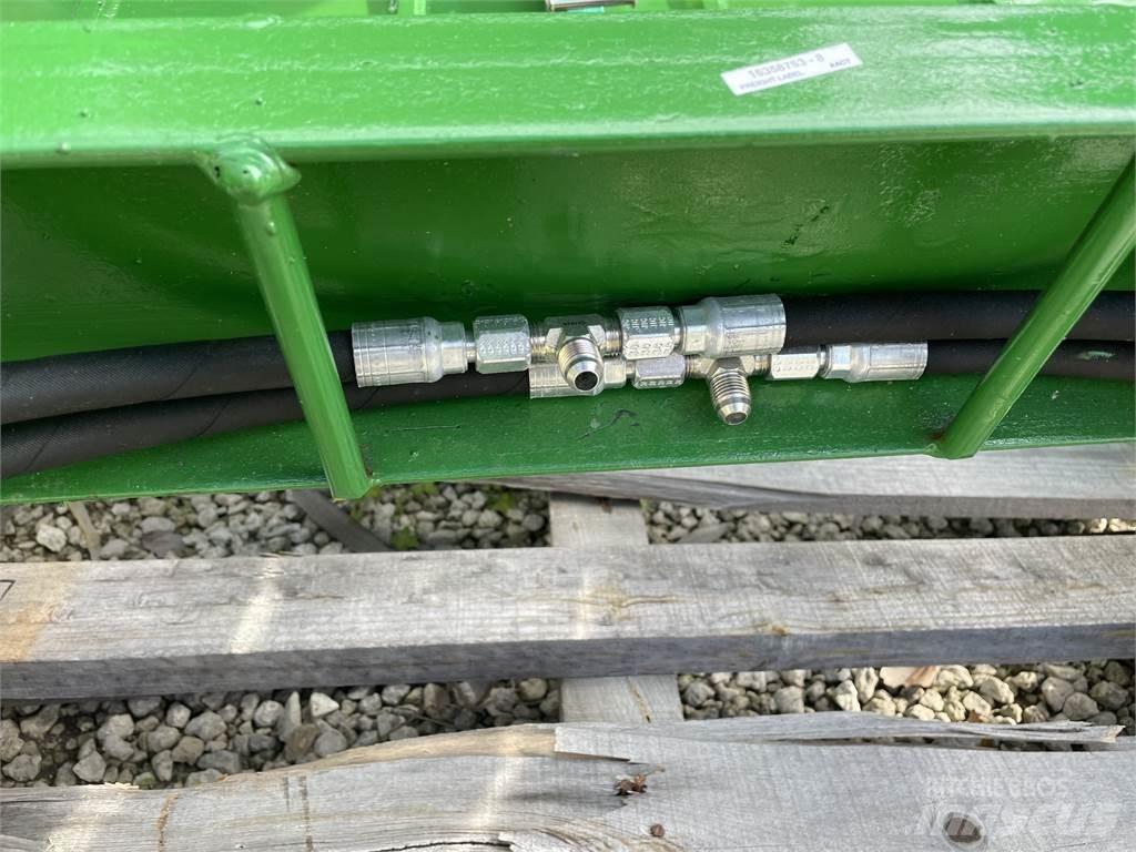John Deere CR61G 其他曳引機配件
