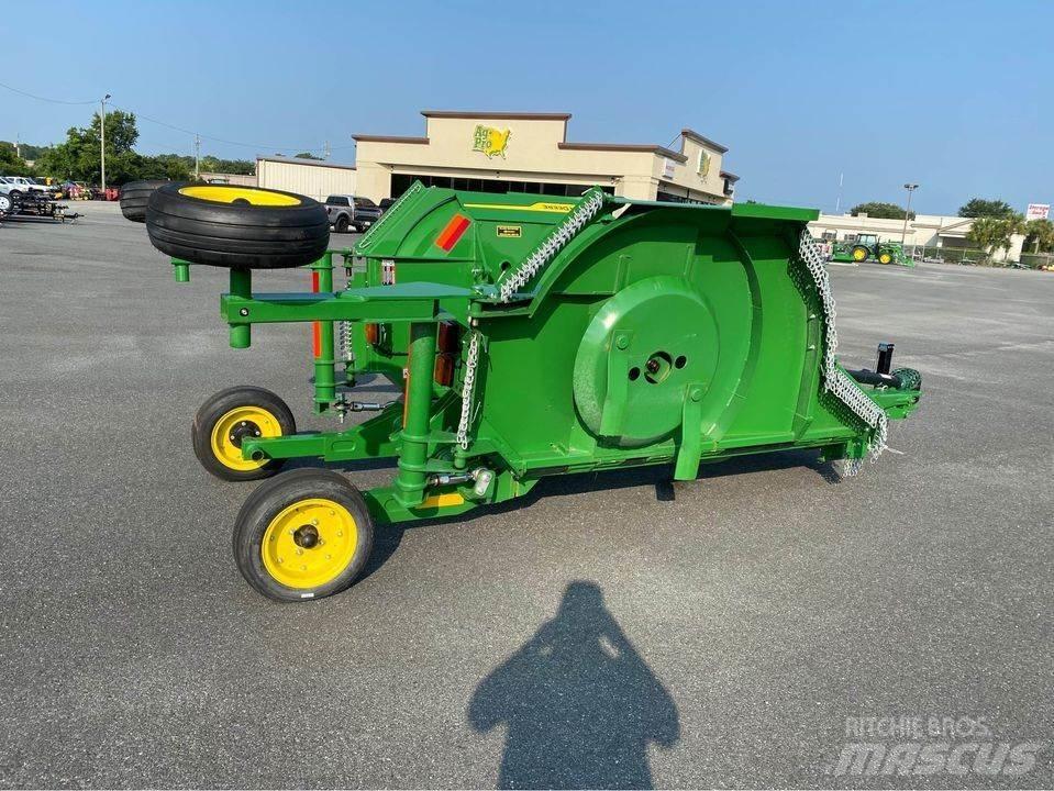 John Deere FC15E 草捆撕碎機、切割機、拆袋機