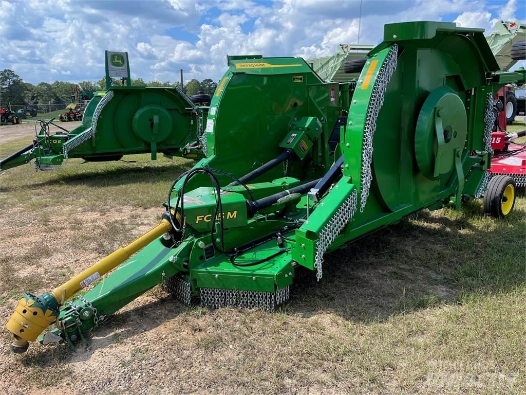 John Deere FC15M 草捆撕碎機、切割機、拆袋機