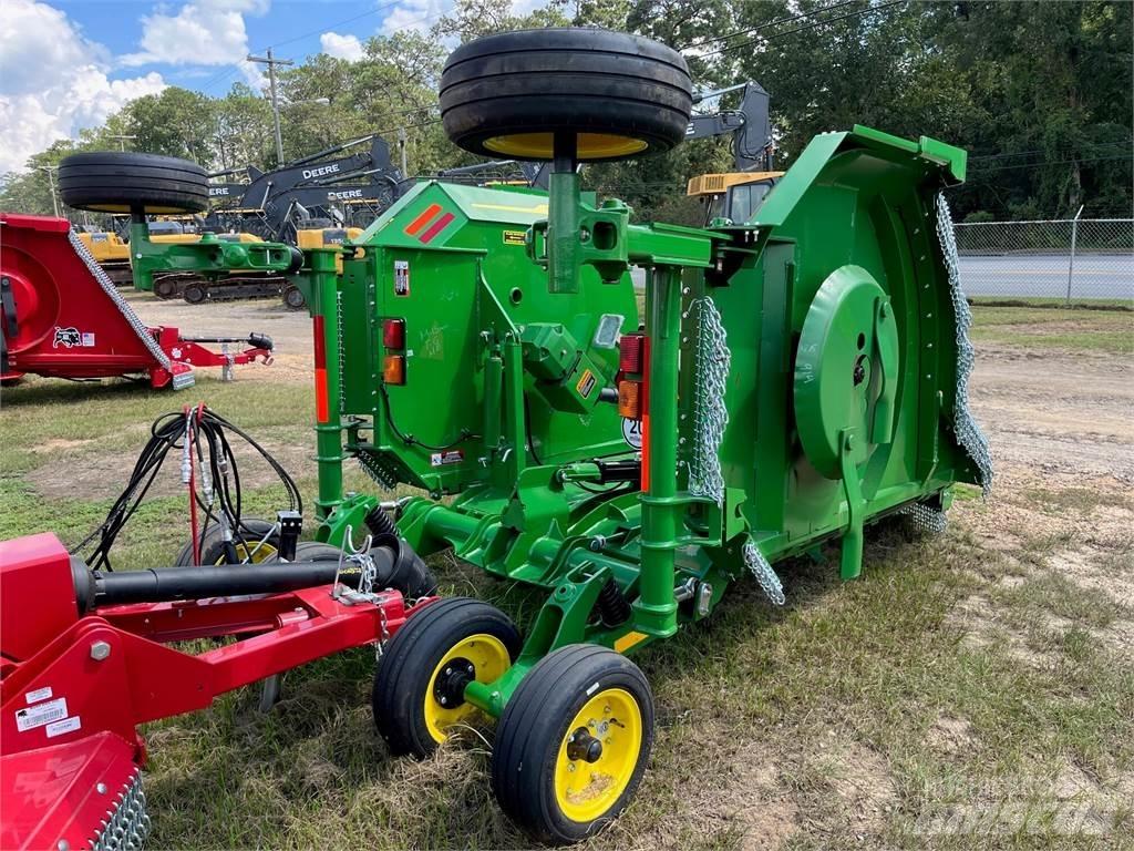 John Deere FC15M 草捆撕碎機、切割機、拆袋機
