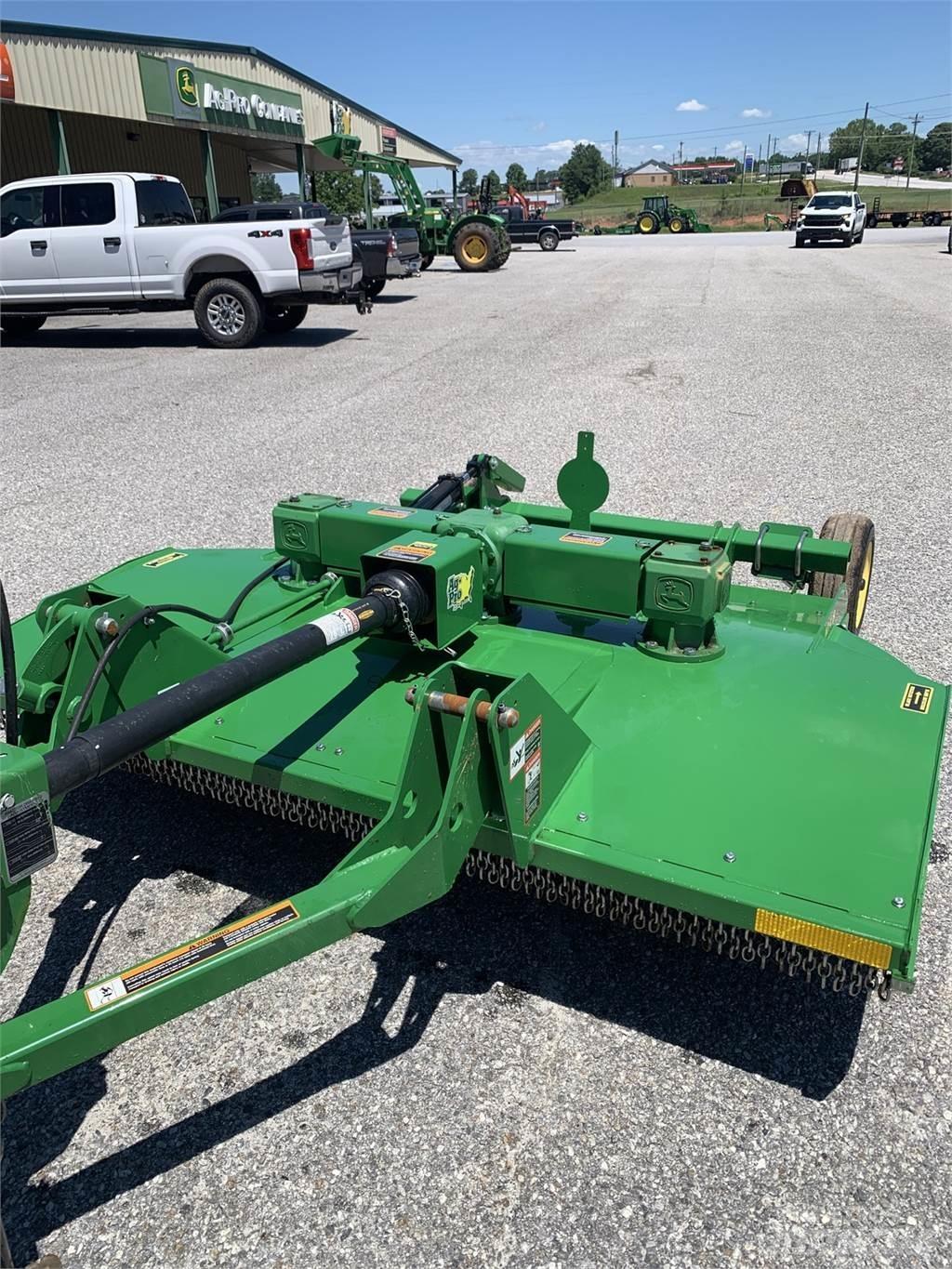John Deere MX8 草捆撕碎機、切割機、拆袋機