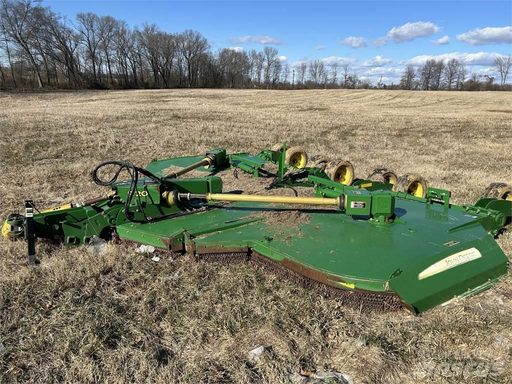 John Deere R20 草捆撕碎機、切割機、拆袋機