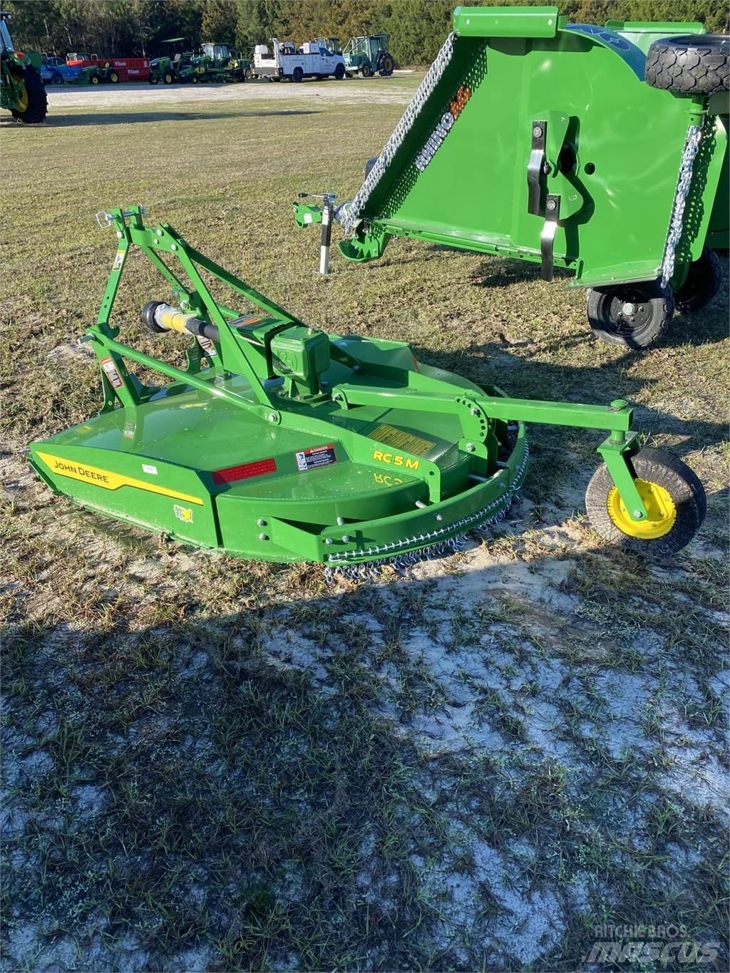 John Deere RC5M 草捆撕碎機、切割機、拆袋機