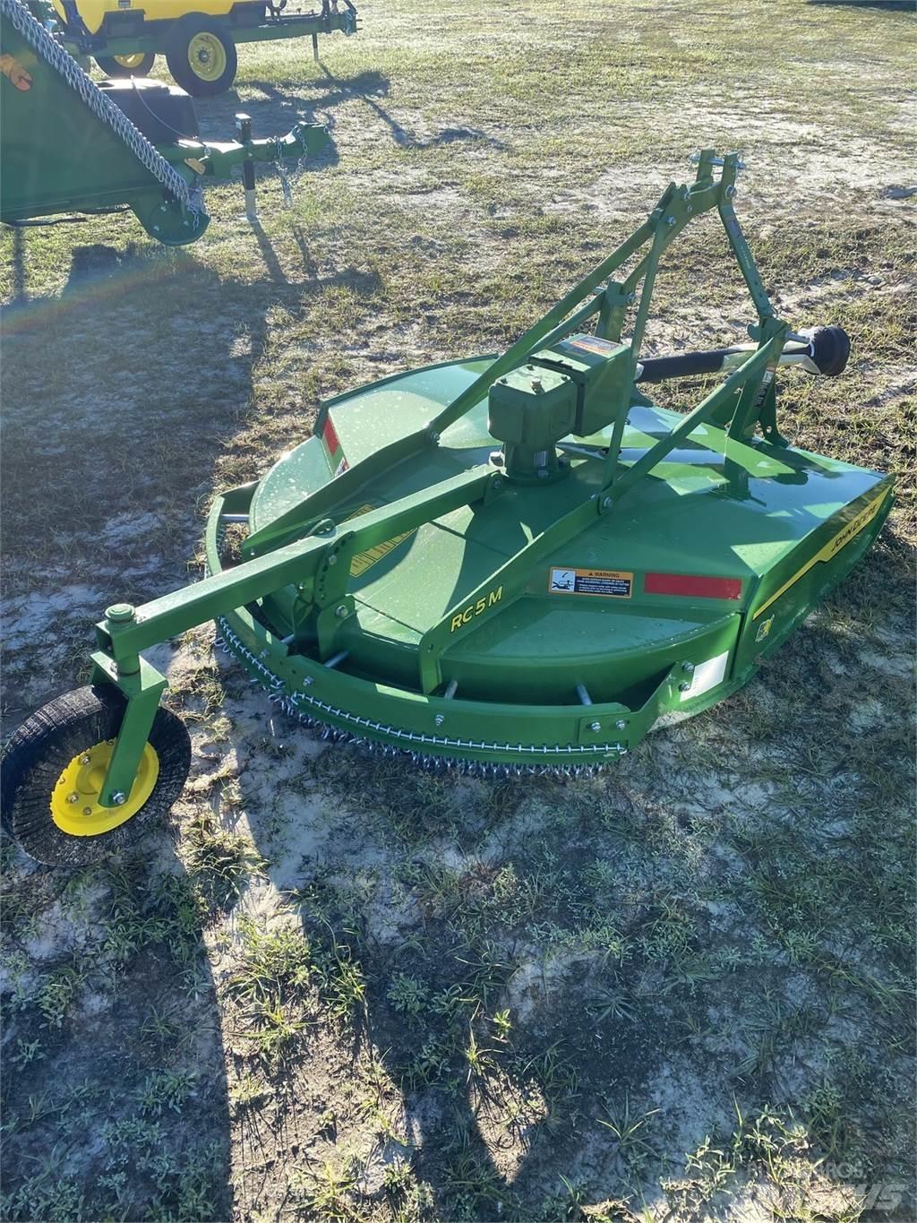 John Deere RC5M 草捆撕碎機、切割機、拆袋機