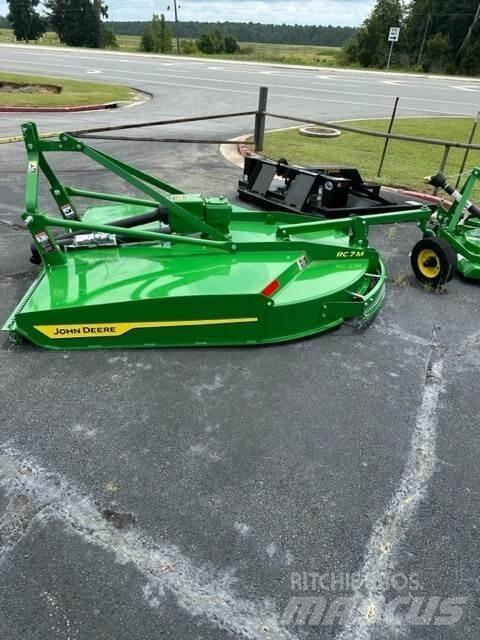 John Deere RC7M 草捆撕碎機、切割機、拆袋機