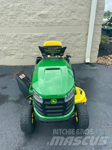 John Deere S100 騎乘式割草機