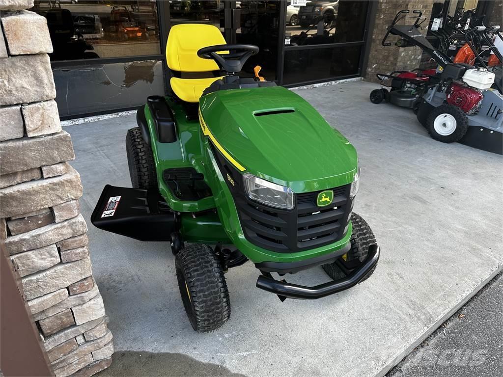 John Deere S130 騎乘式割草機