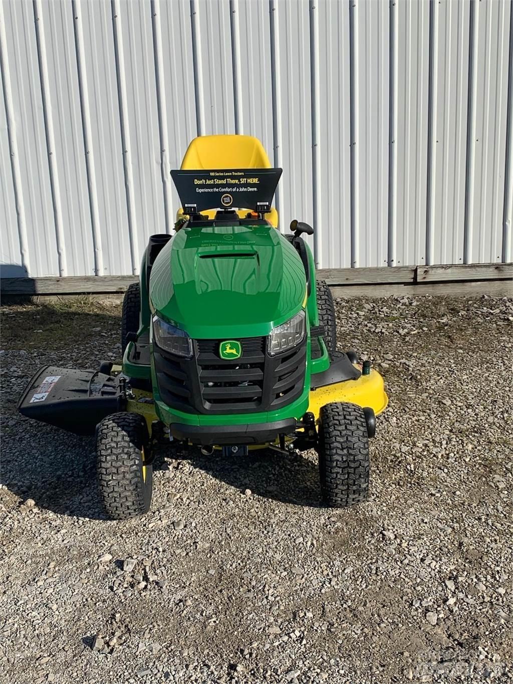 John Deere S140 騎乘式割草機