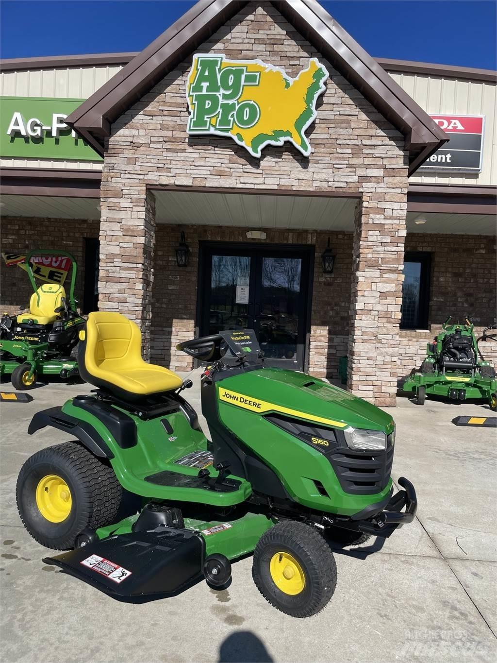 John Deere S160 小型曳引機