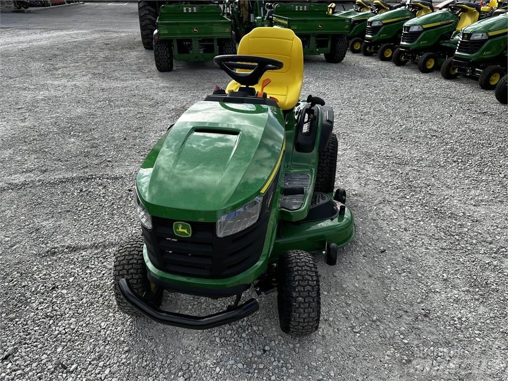John Deere S160 小型曳引機