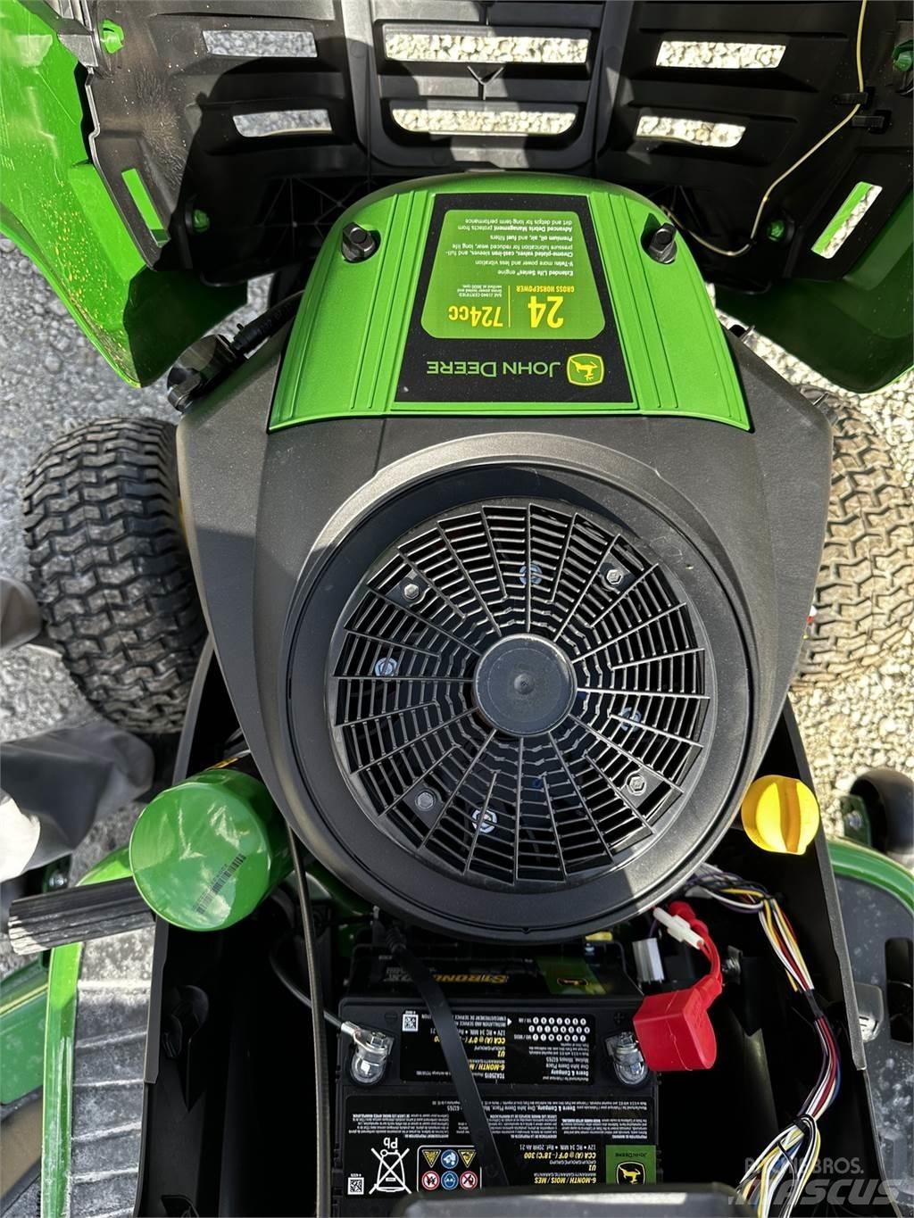 John Deere S160 小型曳引機