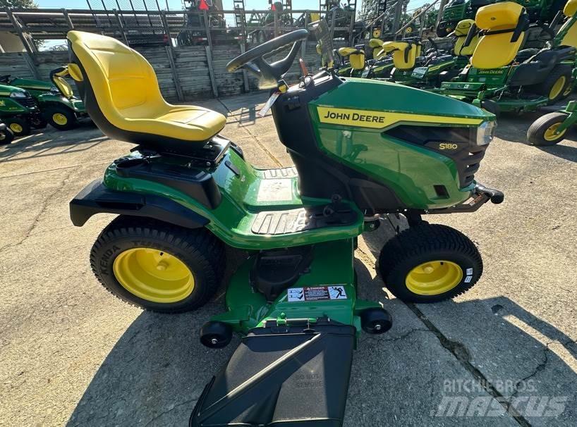 John Deere S180 小型曳引機