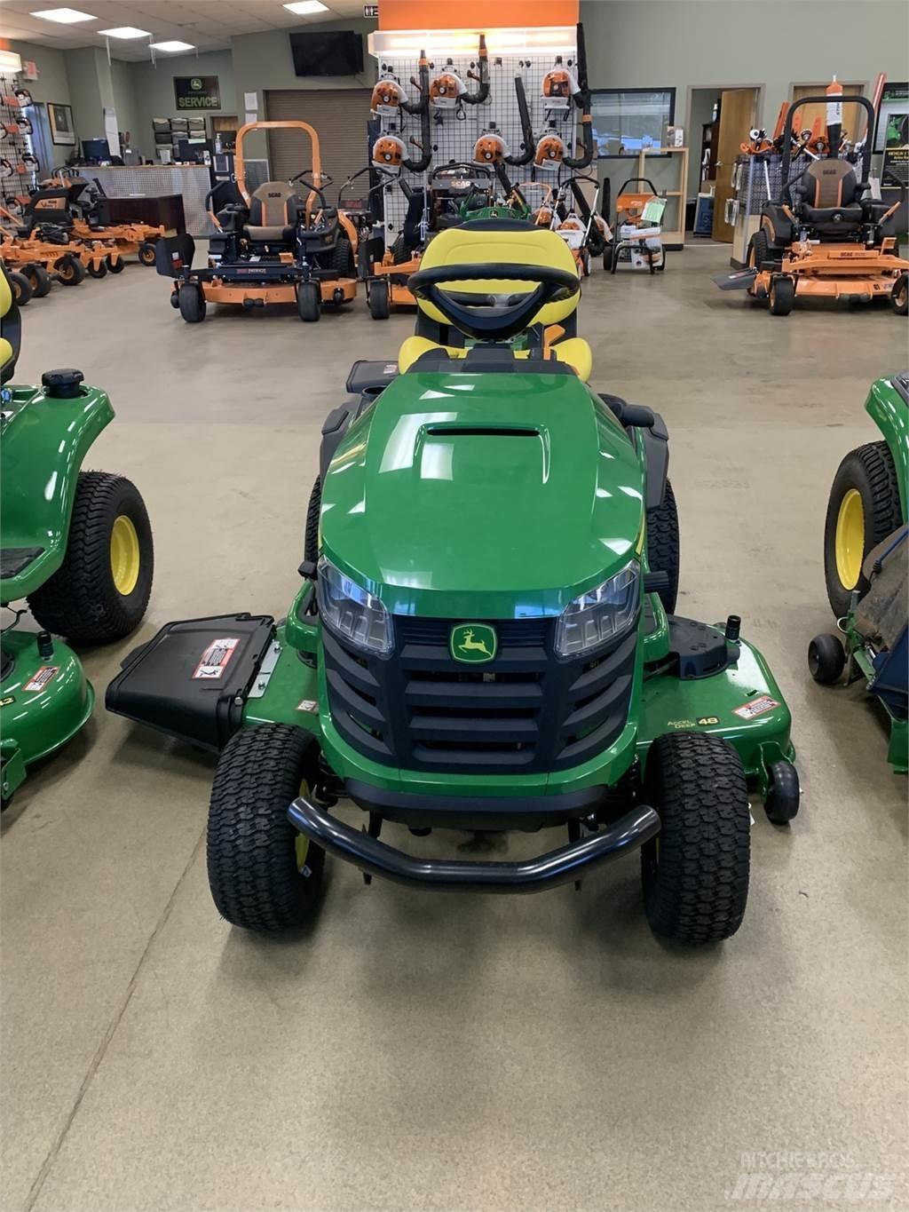 John Deere S240 小型曳引機
