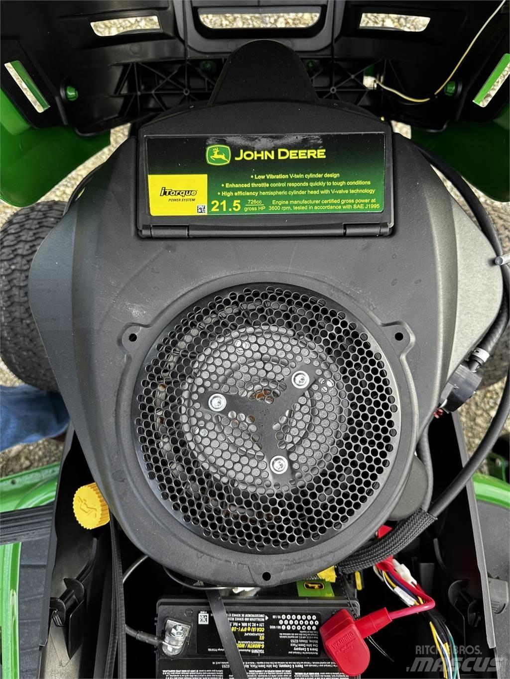 John Deere S240 小型曳引機