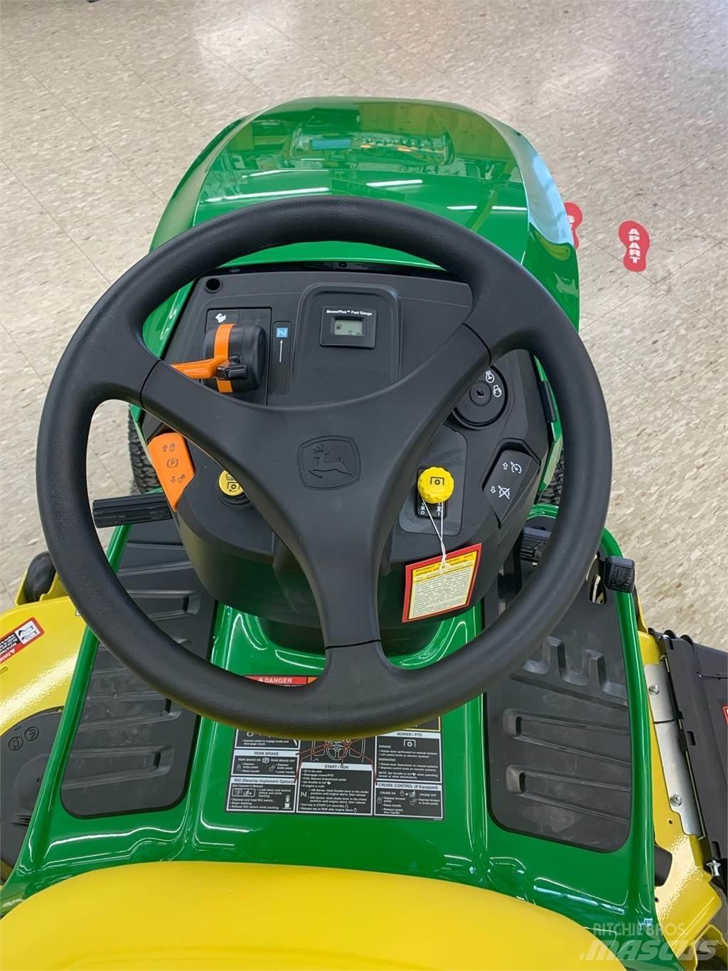 John Deere S240 小型曳引機