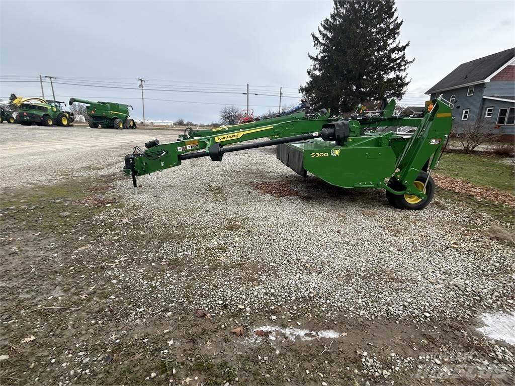 John Deere S300 割草調節裝置