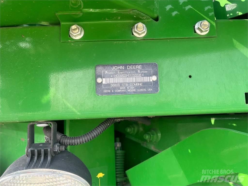 John Deere S680 聯合收穫機