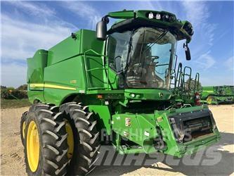 John Deere S770 聯合收穫機