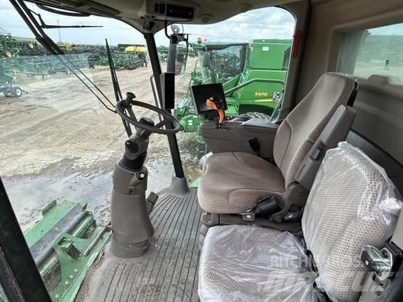 John Deere S770 聯合收穫機