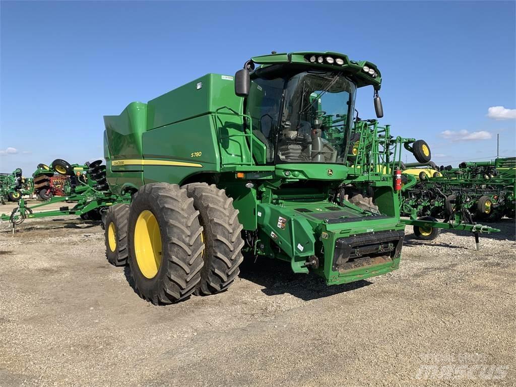 John Deere S780 聯合收穫機