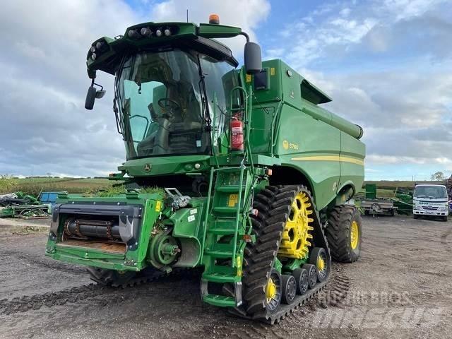 John Deere S780 聯合收穫機