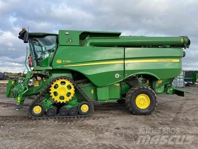 John Deere S780 聯合收穫機