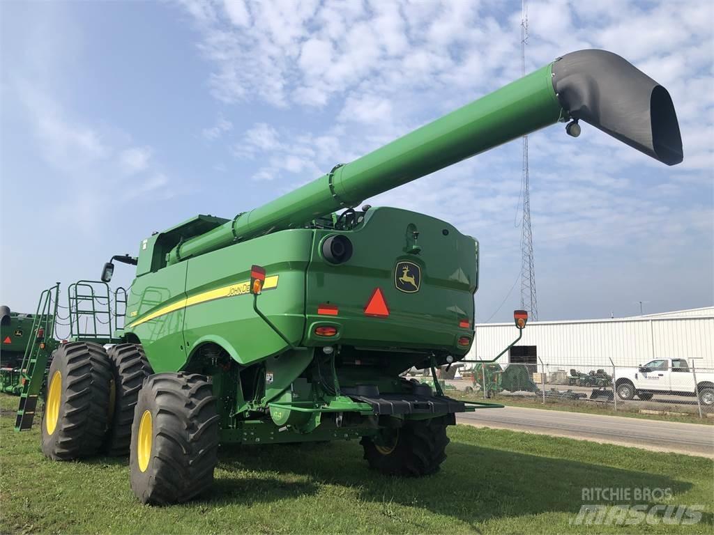 John Deere S780 聯合收穫機