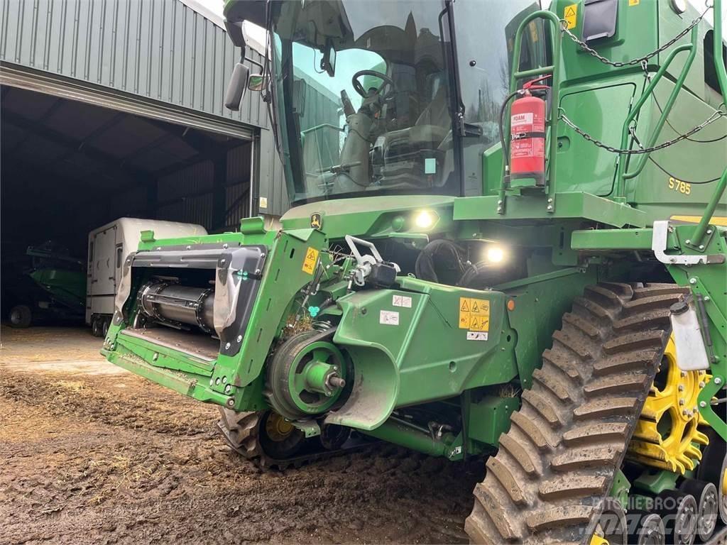 John Deere S785 聯合收穫機