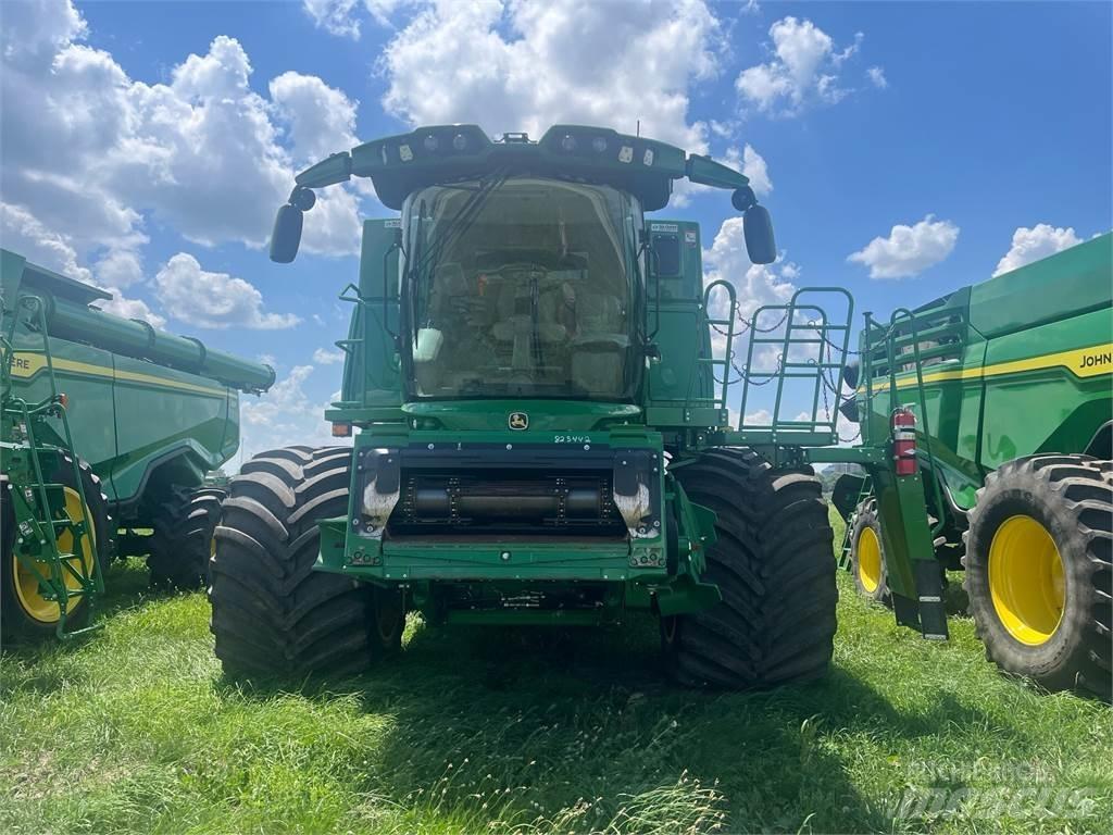 John Deere S790 聯合收穫機