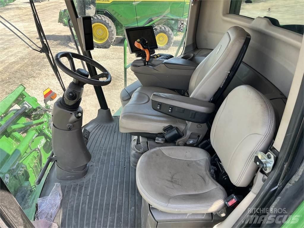 John Deere S790 聯合收穫機