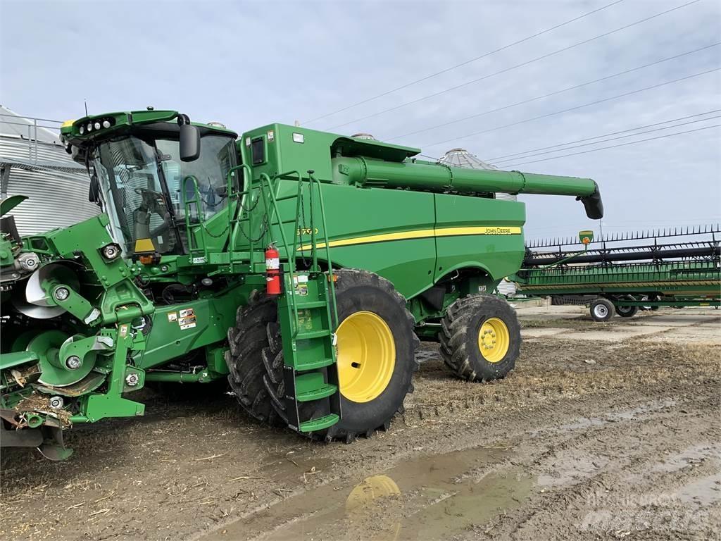 John Deere S790 聯合收穫機