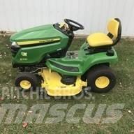 John Deere X330 小型曳引機