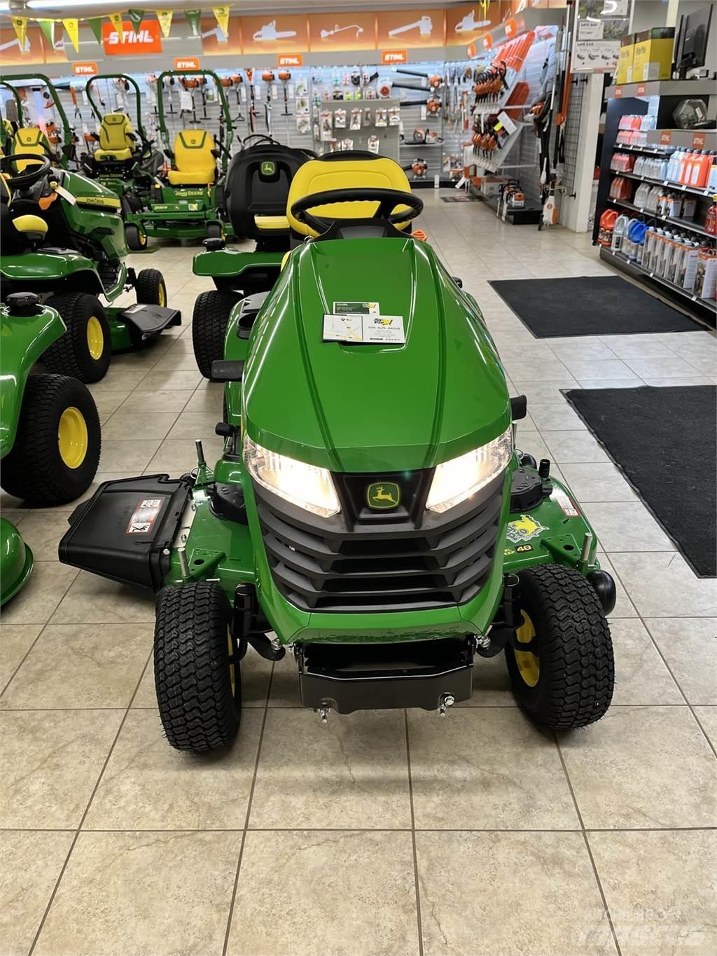 John Deere X350 小型曳引機