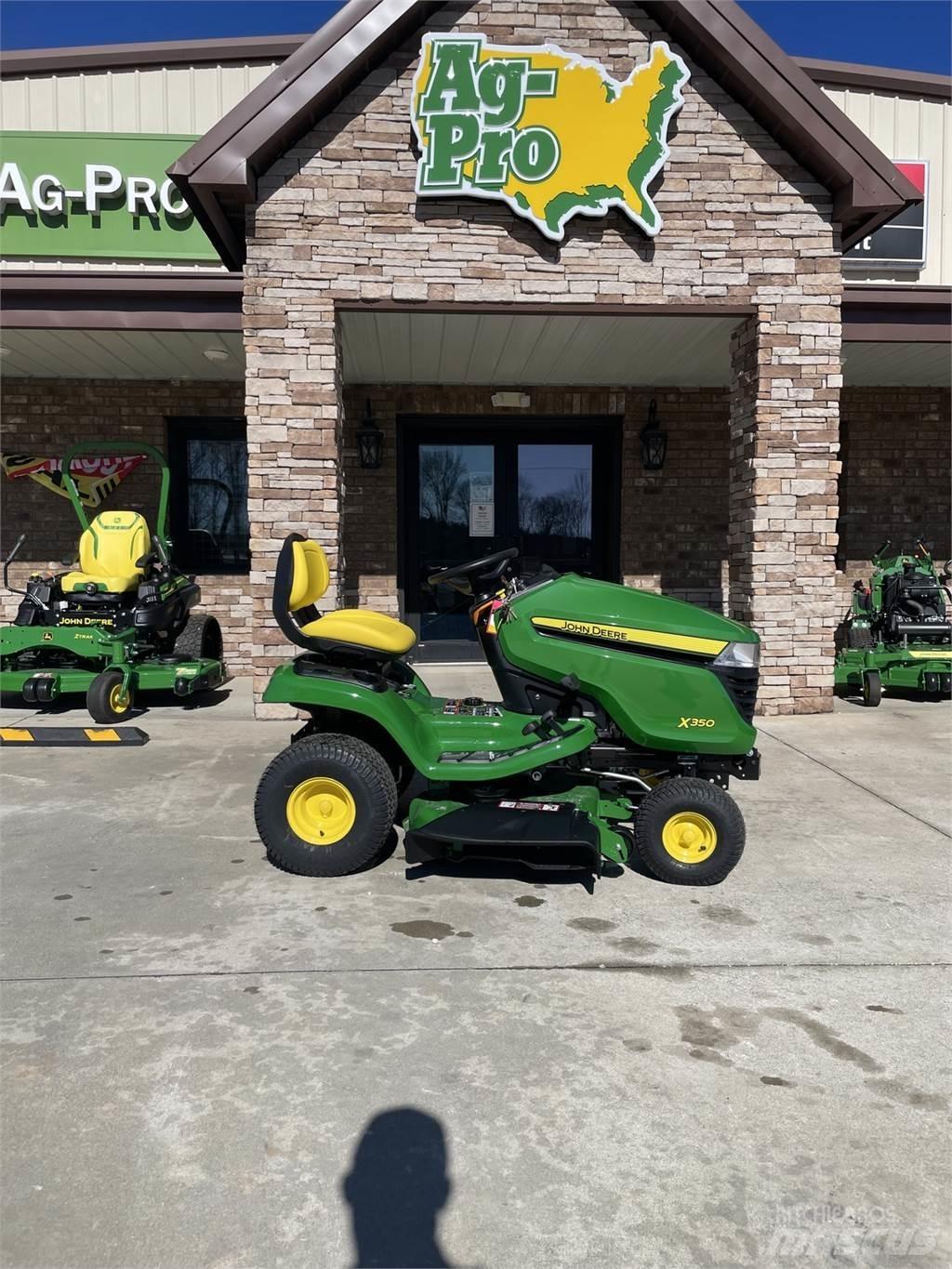 John Deere X350 小型曳引機