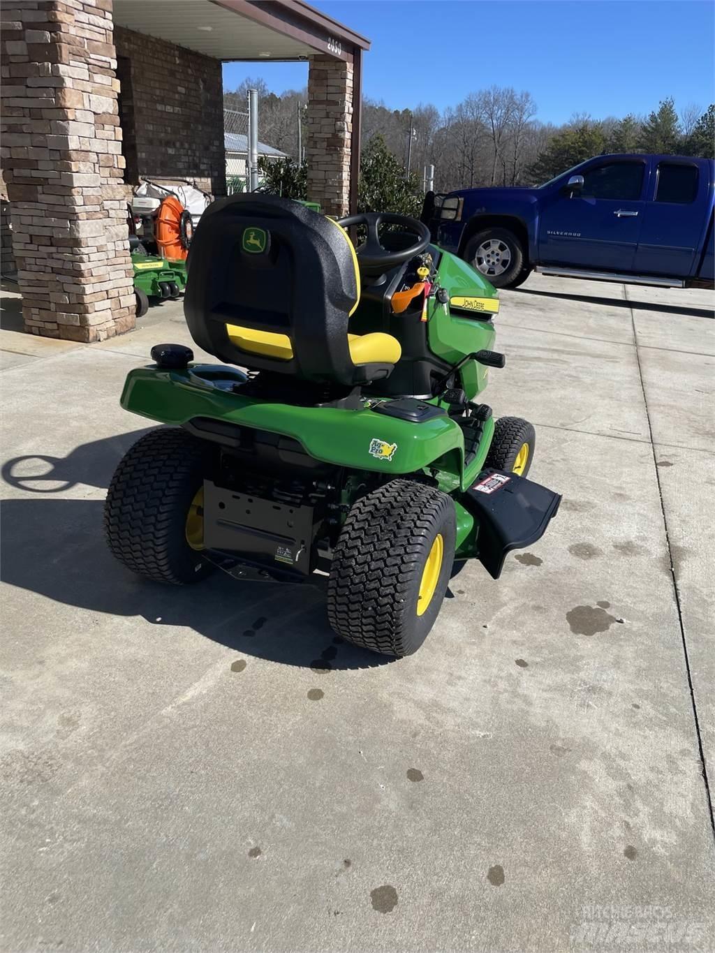 John Deere X350 小型曳引機