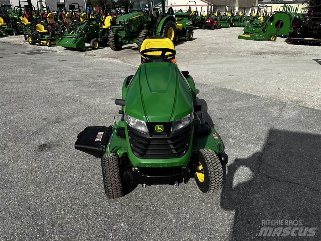 John Deere X350 小型曳引機