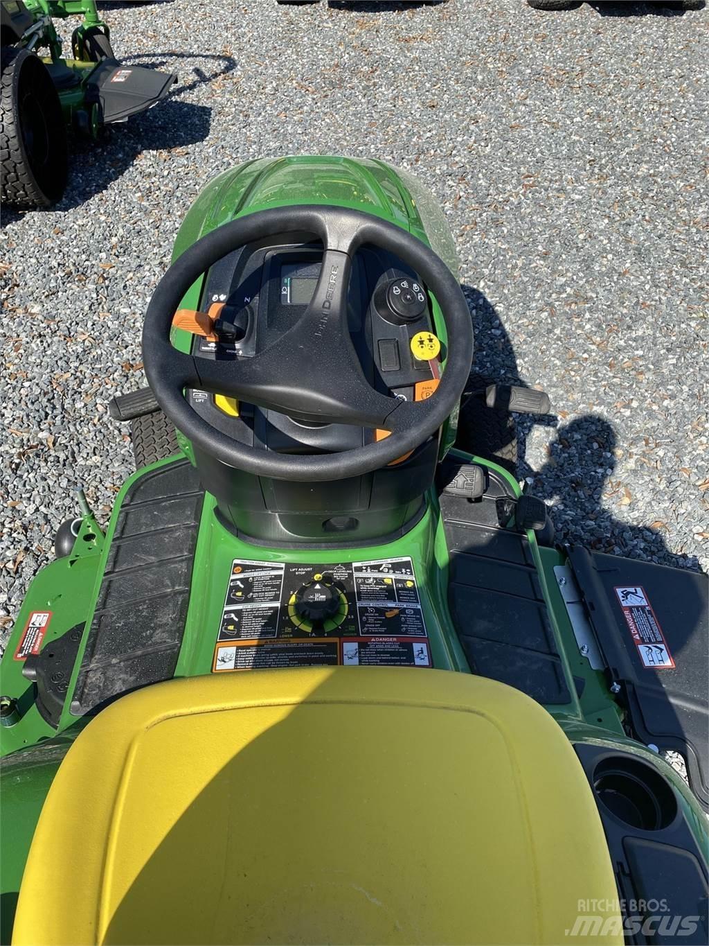 John Deere X350 小型曳引機