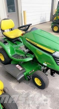 John Deere X350 騎乘式割草機